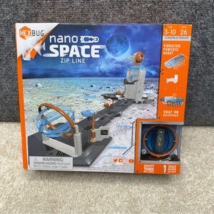 NEW HexBug Nano Space Zip Line Vibration Powered Robot 26 Piece Kit Hex Bug